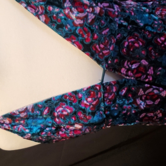 Free People Velvet Rose Jumpsuit SZ MD - Picture 4 of 12